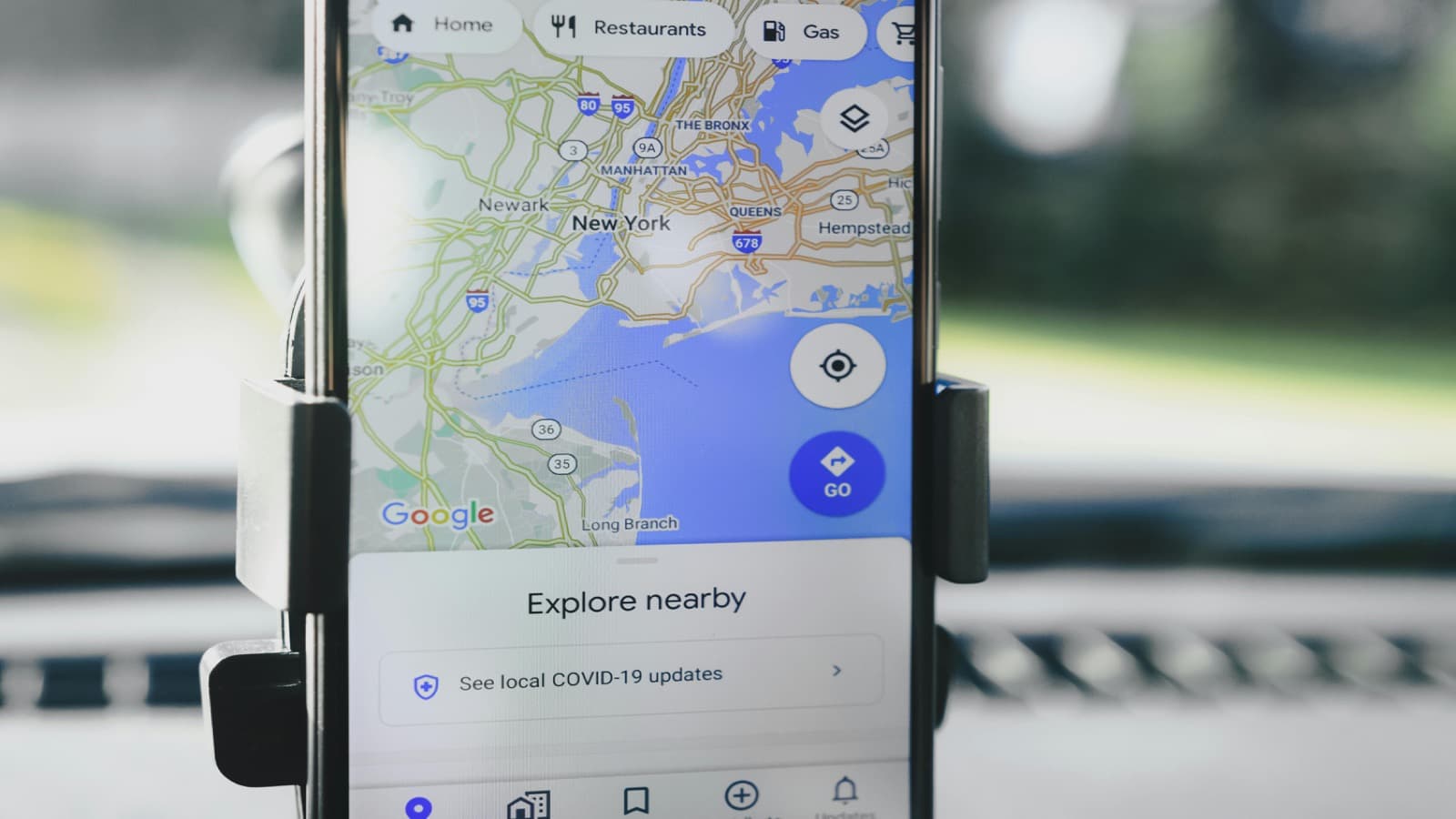 Offline maps vs. international data: what the cost math actually shows